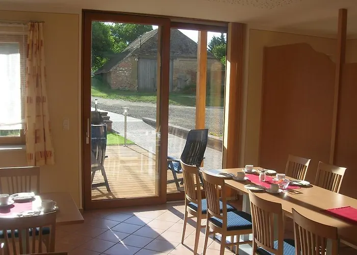 Weinbauernhof Vier Jahreszeiten *